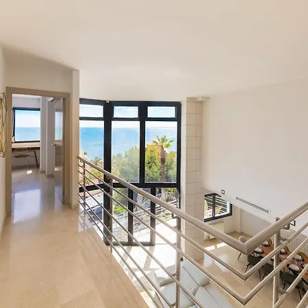 Villa With Sea View In Alicante El Campello