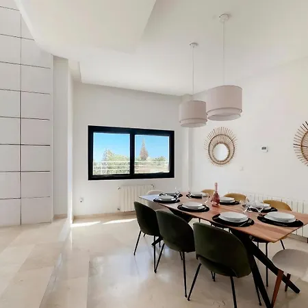 Villa With Sea View In Alicante